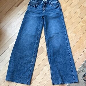 Hint of Blue Wide-Leg Women mid rise Jeans